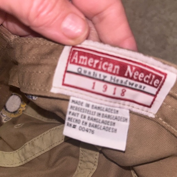 50% off w ♥️ Colonial Cap Adult flag hoise Adjustable Strap Logo American Needle - Picture 6 of 6